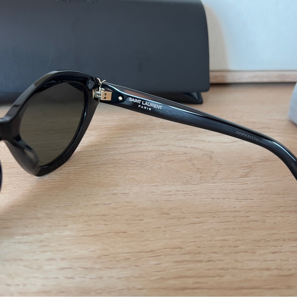 Saint Laurent SL M60 Black Cat Eye Sunglasses with Gold YSL Logo - Picture 7 of 10